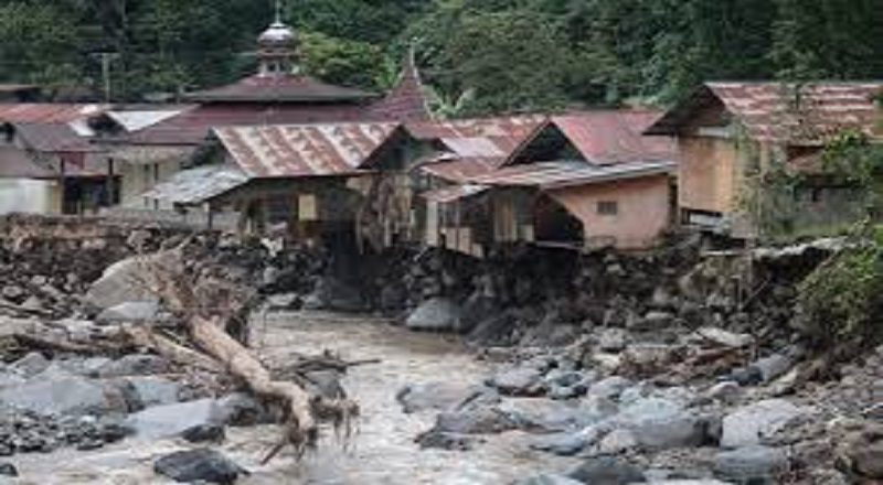 இந்தோனேசியாவை உலுக்கிய வெள்ளம் - பலி எண்ணிக்கை உயர்வு!