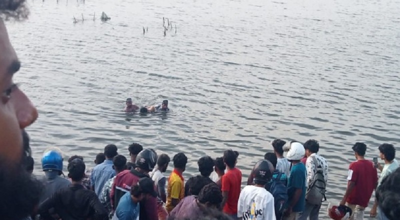 யாழில் நீராடச் சென்ற இரு இளைஞர்கள் நீரில் மூழ்கி பரிதாபமாக உயிரிழப்பு!
