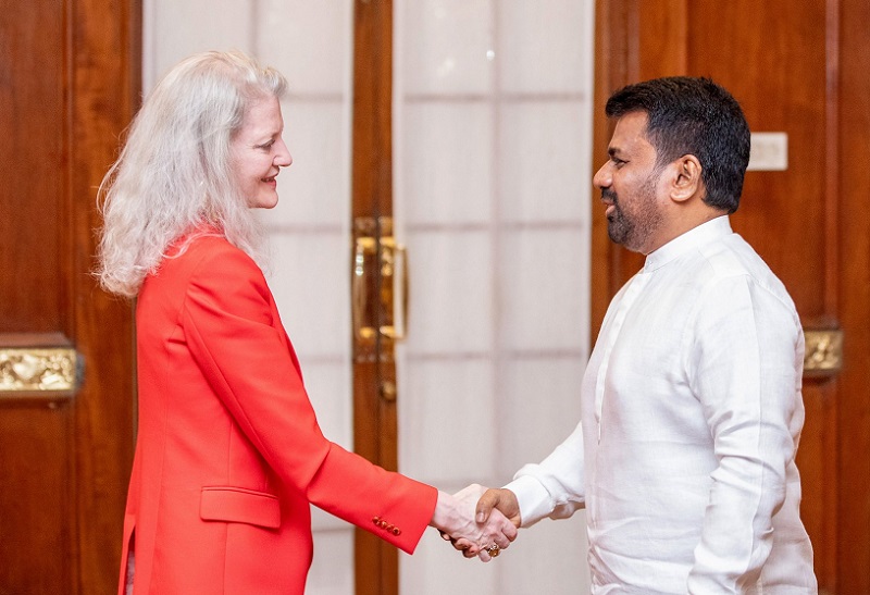 இலங்கையை மீளக்கட்டியெழுப்ப அமெரிக்கா தயாராக உள்ளது! இலங்கையில் அமெரிக்க பிரதிநிதி