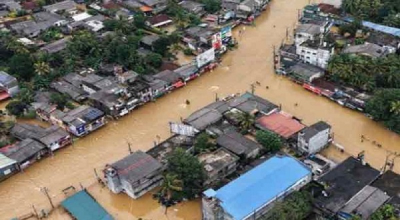 டித்வா பேரிடர் - அழிவடைந்த மொத்த வீடுகளின் எண்ணிக்கை 13000ஐக் கடந்துள்ளதாக அறிவிப்பு!