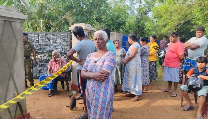 வவுனியாவில்  குடும்பப் பெண் வெட்டிக் ஒருவர் கொலை!