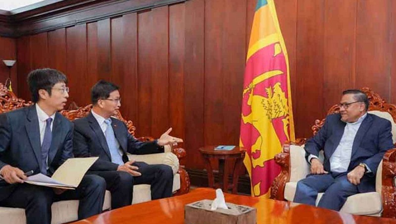 நாடு முழுவதும் மின்சார வாகன சார்ஜிங் நிலையங்கள்:  சீனாவிடம் கோரிக்கை முன்வைப்பு