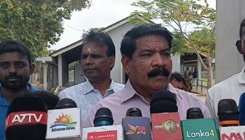 இந்திய வெளிவிவகார அமைச்சரிடம் மீனவர்களின் பிரச்சனைகளை முன்வைக்காத தமிழ்க்கட்சிகள்!