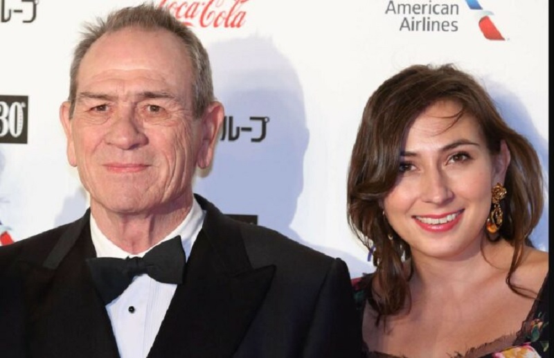 பிரபல ஹாலிவுட் நடிகரின் மகள் சடலமாக மீட்பு