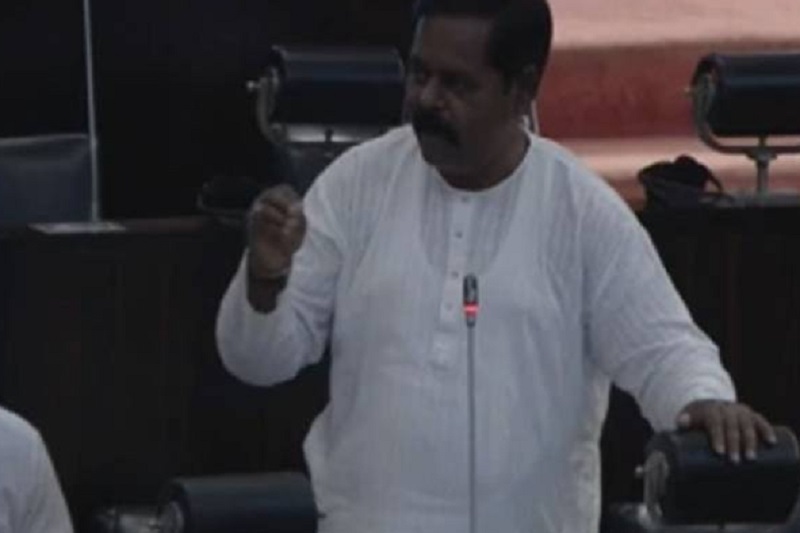 வடக்கு, கிழக்கில் இராணுவம் இன்றளவிலும் குவிக்கப்பட்டுள்ளது! அதனை  மாற்ற வேண்டும்: சிறிதரன்