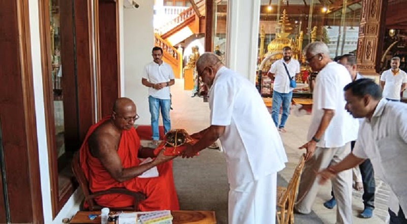 சிறையில் இருந்து வந்த முன்னாள் அமைச்சர் டக்ளஸ் தேவானந்தாவின் முதல் நடவடிக்கை!