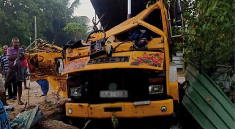 யாழ்ப்பாணம்-மன்னார் பிரதான சாலையில் கோர விபத்து - இருவர் பலி!