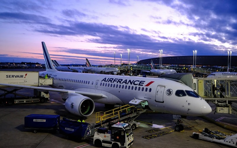 துபாய் நாட்டுக்கான விமான சேவையை மீண்டும் ஆரம்பித்த ஏர் பிரான்ஸ்