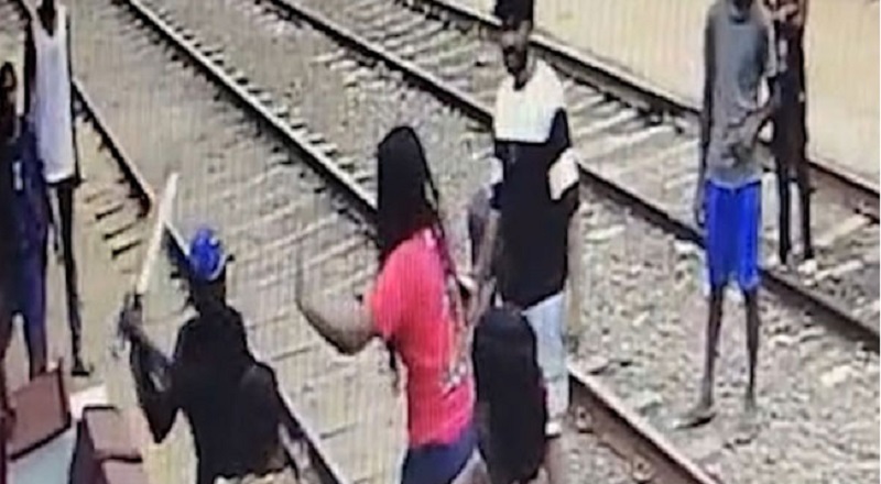 ரத்மலானையில் 21 வயதுடைய இளைஞர் ஒருவர் அடித்து படுகொலை!