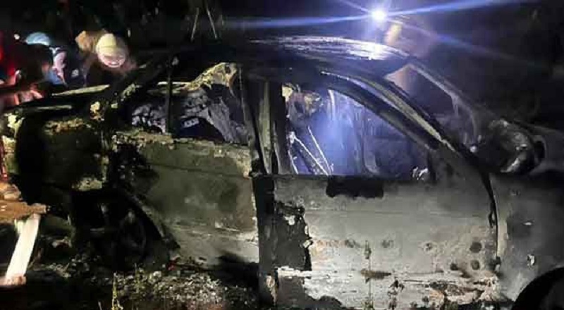 அக்குரேகொட இரட்டை கொலையுடன் தொடர்புடைய கார் எரிந்த நிலையில் மீட்பு!