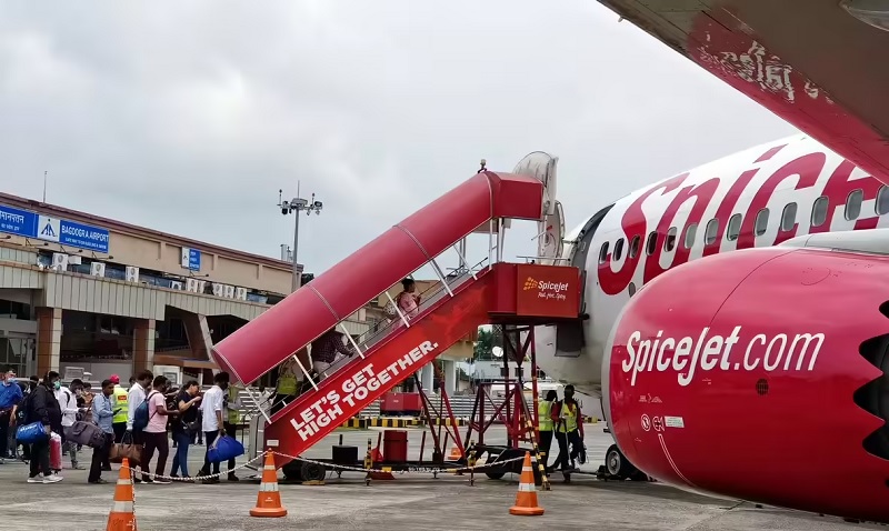 ஸ்பைஸ்ஜெட் விமான நிறுவனத்திற்கு தடை விதித்த வங்கதேசம்