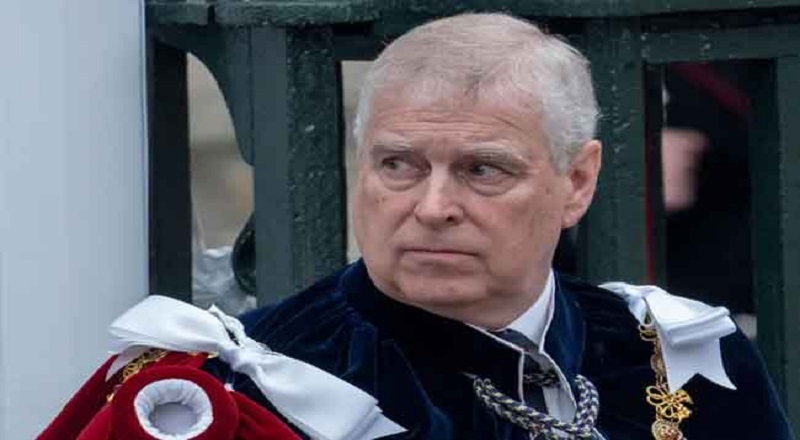 ஆண்ட்ரூவை வாரிசு உரிமையில் இருந்து நீக்க தீர்மானம்!