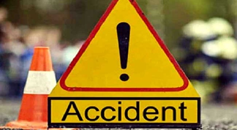 கொழும்பு-கண்டி பிரதான வீதியில் விபத்து : 21 வயதுடைய இளைஞர் உயிரிழப்பு!