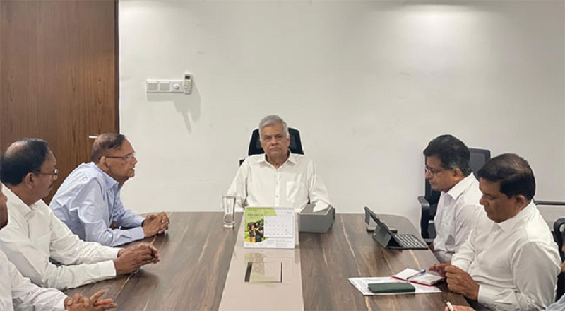 ரணிலை சந்தித்த எதிர்கட்சி தலைவர்கள் - சமகால அரசியல்  குறித்து கலந்துரையாடல்!