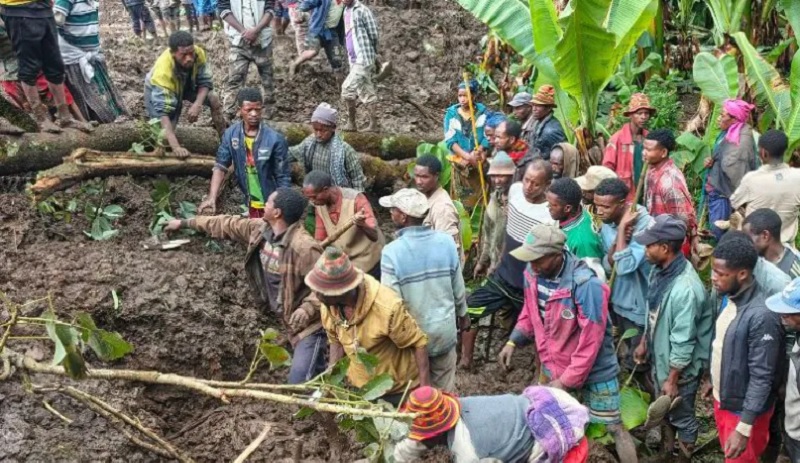 எத்தியோப்பியாவில் மண்சரிவு மற்றும் வெள்ளத்தில் சிக்கி 64 பேர் மரணம்
