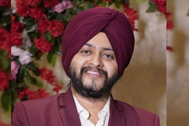 கனடாவில் 26 வயது இந்திய மாணவர் படுகொலை