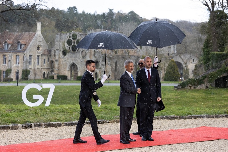 பிரான்ஸ் சென்ற இந்திய வெளிவிவகார அமைச்சர் எஸ். ஜெய்சங்கர்