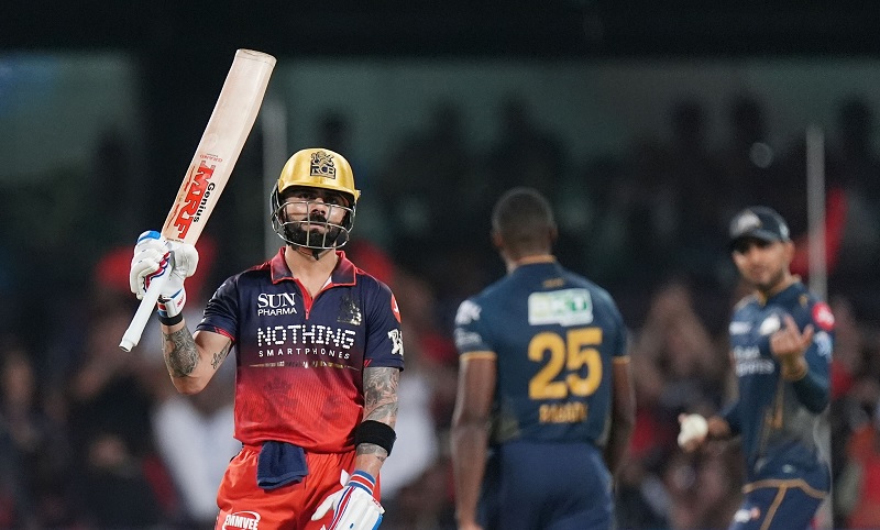 IPL M34 - குஜராத்தை எளிதில் வீழ்த்தி வெற்றி பெற்ற ராயல் சேலஞ்சர்ஸ் பெங்களூர்