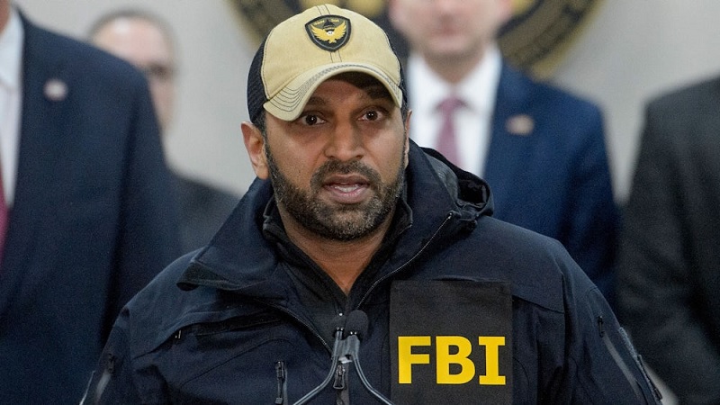 சர்ச்சையில் சிக்கிய அமெரிக்காவின் கூட்டாட்சி புலனாய்வுப் பணியக தலைவர் காஷ் படேல்