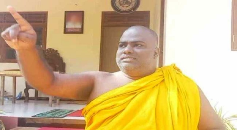 சமூக ஊடகங்கள் மூலம் அச்சுறுத்தல் - தேரர் கைது!