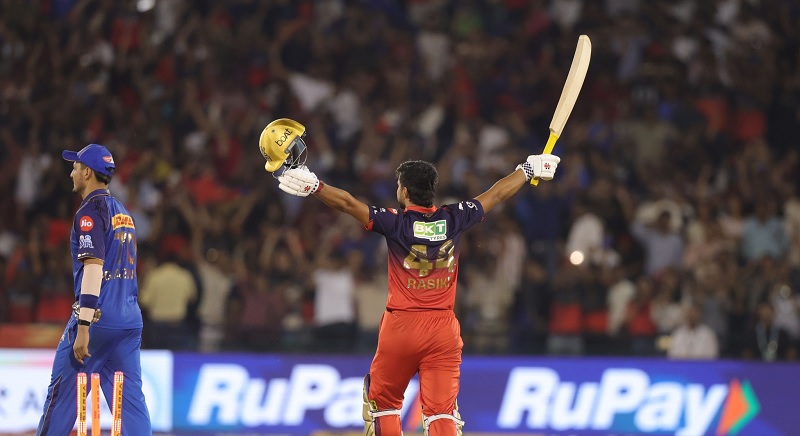 IPL M54 - இறுதி பந்தில் வெற்றியை சுவைத்த ராயல் சேலஞ்சர்ஸ் பெங்களூரு