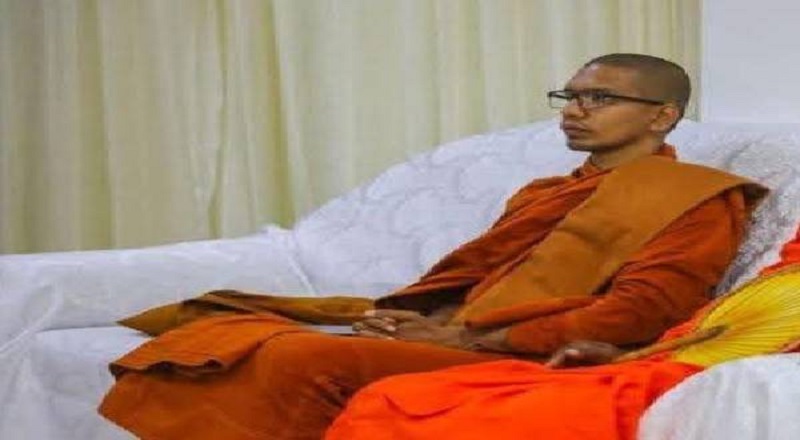 தவறான பாதையில் செல்லும் துறவிகள் மீதுதான் சமூகத்தன் கண்ணோட்டம் உள்ளது -  கஸ்ஸப தேரர் விமர்சனம்!