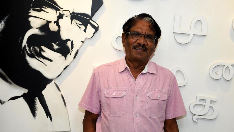 நல்லடக்கம் செய்வதற்காக தேனிக்கு கொண்டு செல்லப்பட்ட பாரதிராஜாவின் உடல்