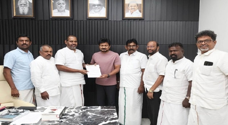 தமிழர்களின் தேசம், தனித்துவமான மக்கள் என்ற அங்கீகாரத்திற்காக தமிழக அரசியல் கட்சிகள் ஒன்றிணைய வேண்டும்!!