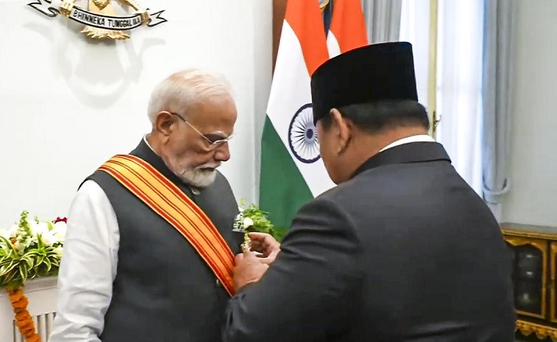 இந்தோனேசியாவின் உயரிய விருதை பெற்ற இந்திய பிரதமர் மோடி