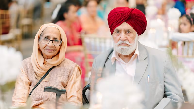 கனடாவின் ஆல்பர்ட்டா மாகாணத்தில் வாழ்ந்துவந்த இந்திய தம்பதி தீ விபத்தில் பலி