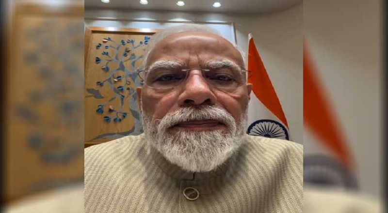 மாணவர்களின் போராட்டத்தை சமாளிக்க சமூக வலைத்தளத்தை கையில் எடுத்த மோடி - பெருகும் ஆதரவு!