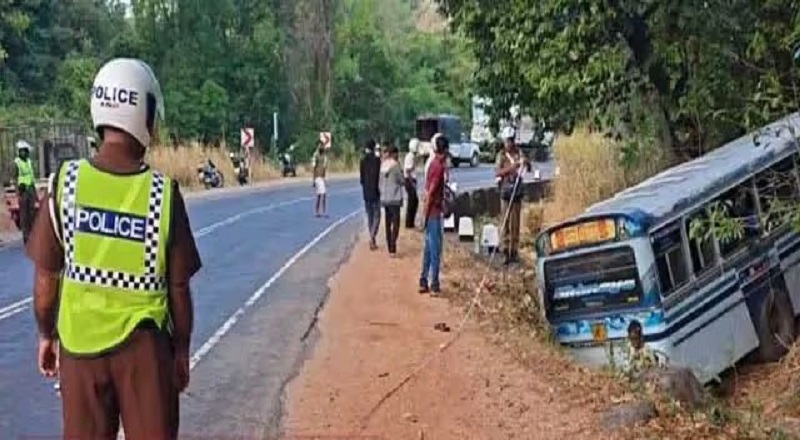 பொலன்னறுவை - ஹபரணை பிரதான வீதியில் விபத்து - 22 பேர் வைத்தியசாலையில்