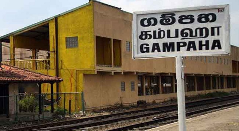 கம்பஹாவில் பொலிஸாரின் உத்தரவை மீறி பயணித்த வாகனத்தின் மீது துப்பாக்கிச்சூடு