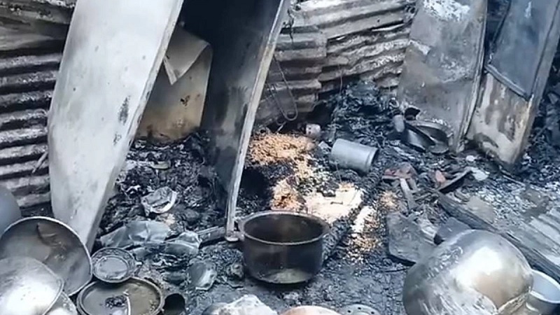 கர்நாடகாவில் குளிர்சாதனப் பெட்டி வெடித்ததில் ஒரே குடும்பத்தைச் சேர்ந்த 4 பேர் மரணம்