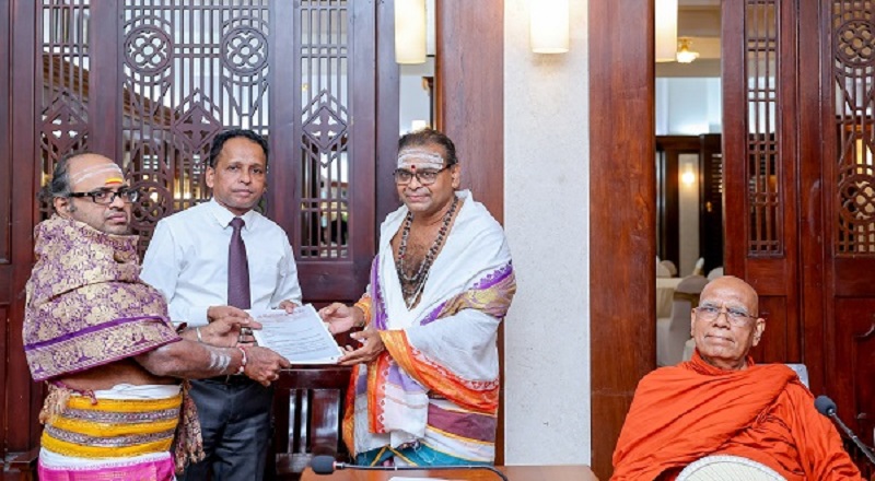 அனோஜனின் விடுதலைக்கு கைகொடுக்கும் மகாநாயக்க தேரர்கள்