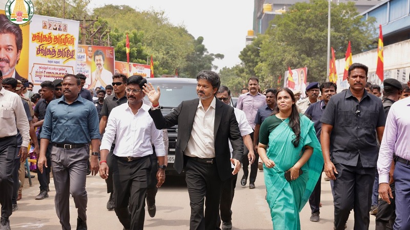 பெரியார் அறிவுலக மையத்தை திறந்து வைத்த முதலமைச்சர் விஜய்