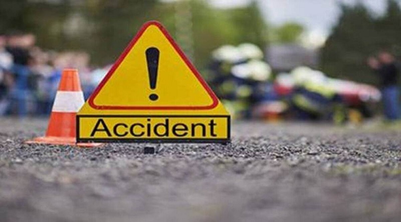 பாகிஸ்தானில் சாலை விபத்தில் 13 பேர் மரணம் - 21 பேர் காயம்