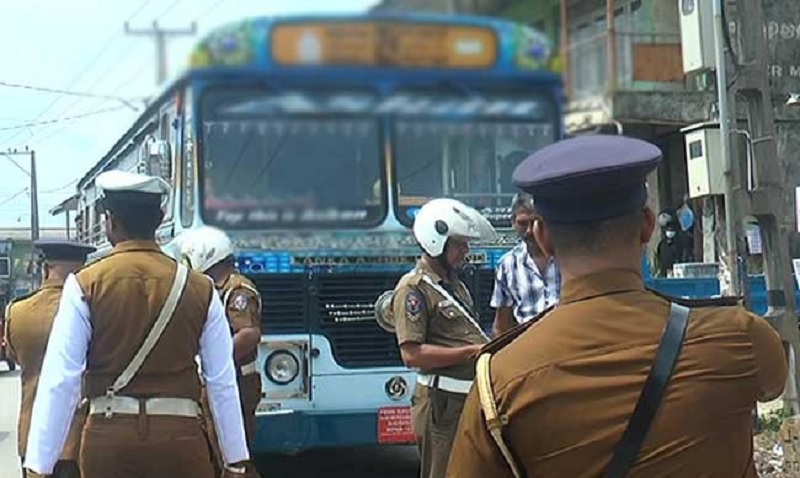 வவுனியாவில் திடீரென போதைப்பொருள் பரிசோதனைக்கு உட்படுத்தப்பட்ட பேருந்து சாரதிகள்