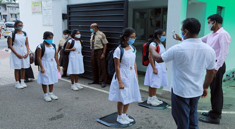 இலங்கையில் மீள ஆரம்பிக்கும் பாடசாலைகள் ! கல்வி அமைச்சர் வெளியிட்ட அதிரடி அறிவுப்பு...