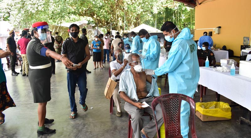 இலங்கையில் சுகாதார சேவை இழிவுபடுத்தப்படுகிறதா ? வைத்திய அதிகாரிகள் சங்கம் அதிருப்தி