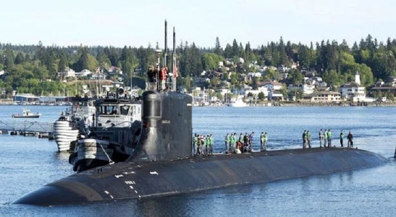 அணுசக்தி நீர்மூழ்கி கப்பல் விபத்து- 2 உயர் அதிகாரிகளை நீக்கியது அமெரிக்க கடற்படை