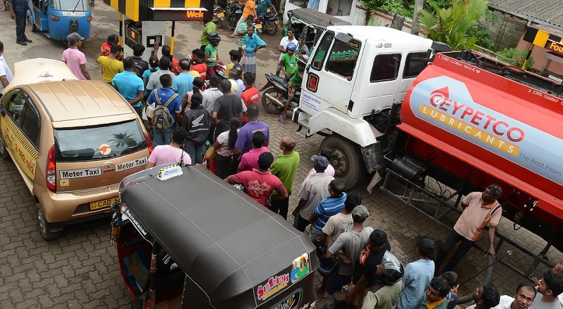 எரிபொருள் விலையை உடனடியாக அதிகரிக்க வேண்டும் - இலங்கை பெற்றோலிய கூட்டுத்தாபனம் தெரிவிப்பு 