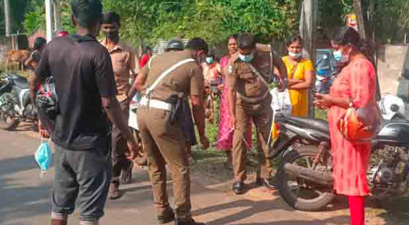 பெண் ஒருவர் செலுத்திச் சென்ற மோட்டார் சைக்கிளால் ஏற்பட்ட விபரீதம்! ஒருவர் உயிரிழப்பு 