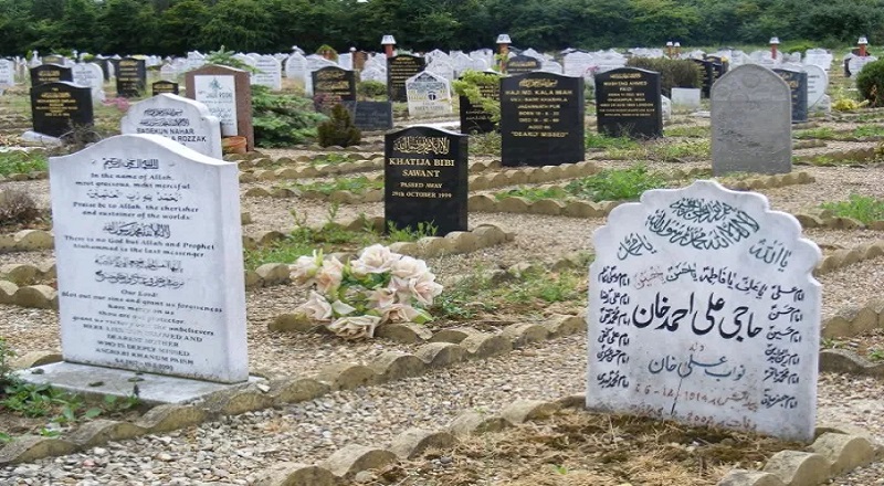 பாகிஸ்தானில் பிணத்தை தோண்டி பாலியல் உறவு செய்த கொடூரர்கள்