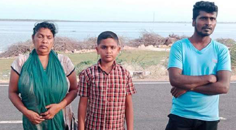 இலங்கையின் பொருளாதார நெருக்கடி: தமிழகத்தில் அகதிச் தஞ்சம் கோரிய இலங்கை குடும்பம்!