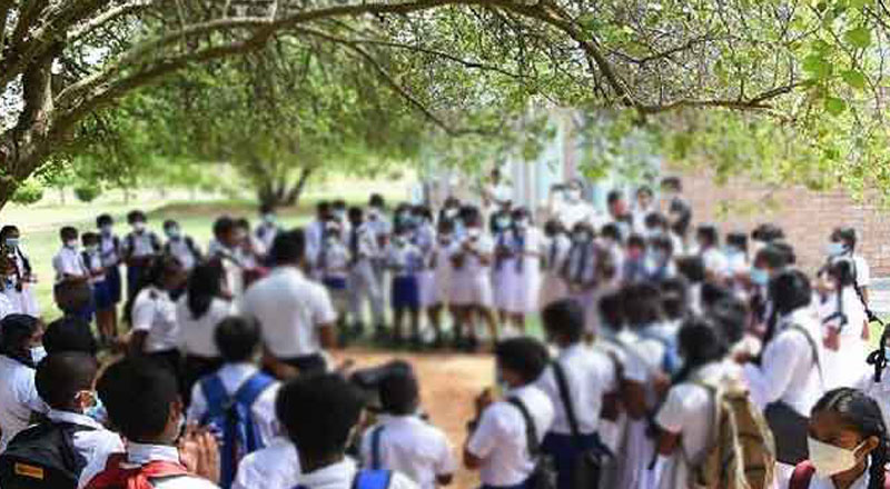 அடுத்த ஆண்டு முதல் உயர்தர மாணவர்களுக்கு கட்டாயமாக்கப்பட்டுள்ள சட்டம்