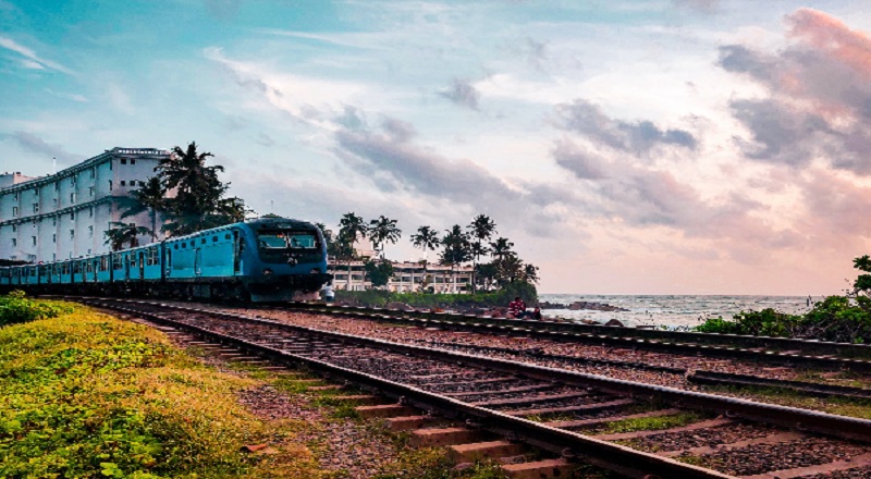 ரயில் பராமரிக்கப்படாமையே கரையோர மார்க்கத்தில் ரயில்கள் தடம்புரளும் சம்பவங்களுக்கு  காரணம் - ரயில்வே தொழிற்சங்கங்கள் 