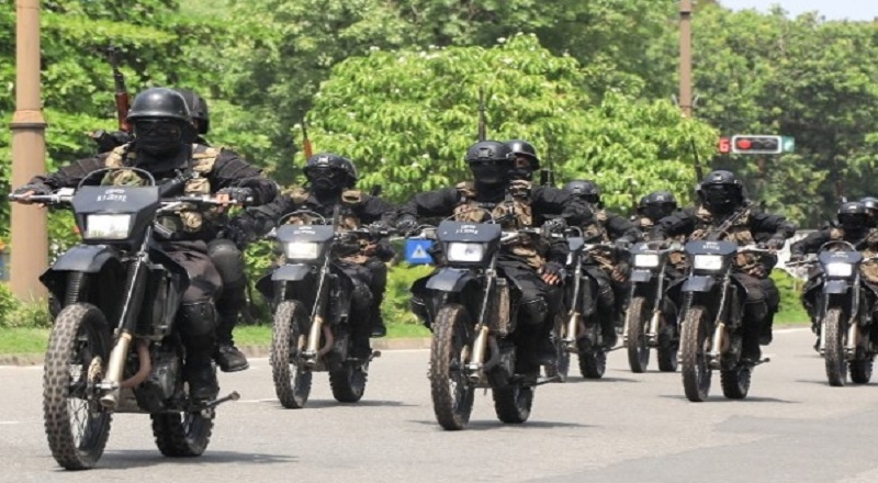 இளைஞர்கள் அனைவருக்கும் இராணுவ பயிற்சி அளிக்கவேண்டும் - அதுரலியே ரத்தின 