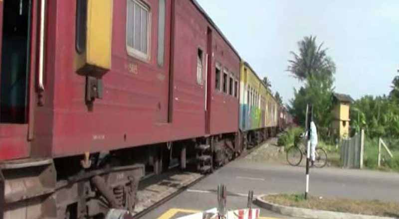வடக்கு ரயில் சேவைகள் தொடரும்: புனரமைப்புப் பணிகள் ஒத்திவைப்பு