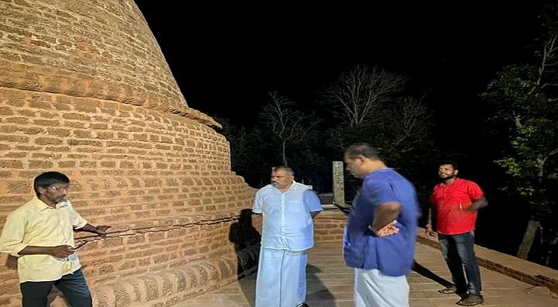 குருந்தூர் மலைக்கு திடீர் விஜயத்தால் சிக்கிய இரகசியங்கள்